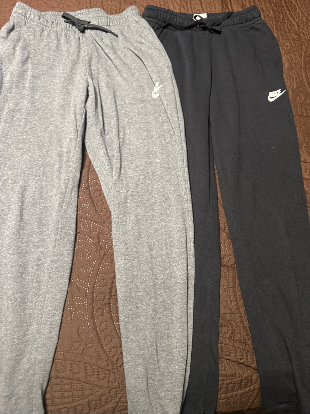 Nike Kids Sweatpants Set - Gray & Black